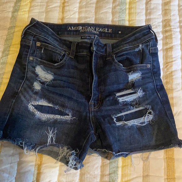 American Eagle dark denim shorts - Picture 1 of 3